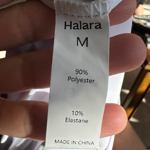 NWT Halara tank top - Picture 3 of 4